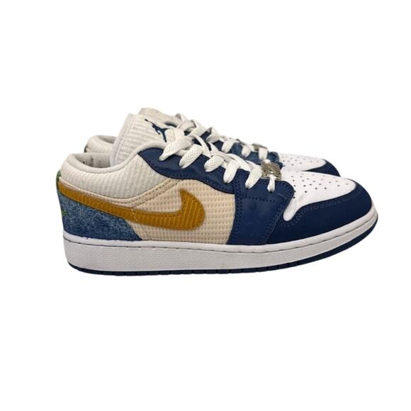 Jordan Other - Jordan Shoes Nike Air Jordan 1 Low 'Messy Room' White Blue Sneakers Size Youth 5